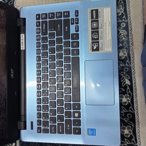Acer Aspire ES1-311 Pentium Quad Core 4GB RAM 13.3" Laptop - Image 2