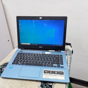 Acer Aspire ES1-311 Pentium Quad Core 4GB RAM 13.3" Laptop