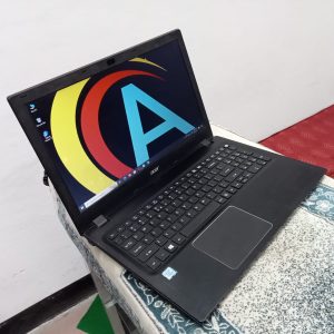 Acer Aspire E5-574 Core i5 6th Gen 8GB RAM 1TB 15.6" Laptop