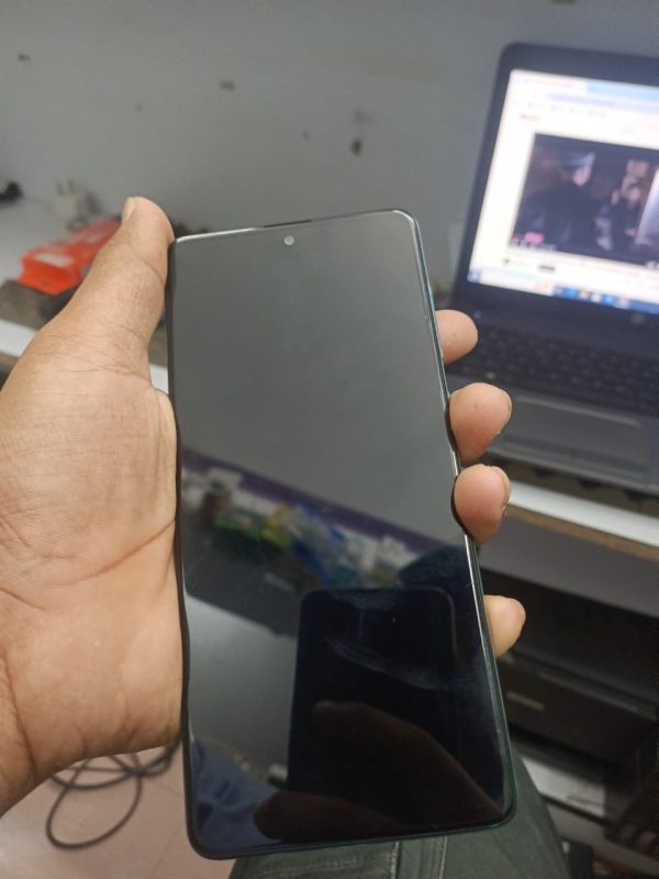 Used Samsung Galaxy A71 - Image 2