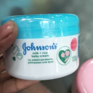 Johnson’s Baby Milk and Rice Cream 100gm/Bath & Skincare/Johnson’s Baby Milk and Rice Cream 100gm