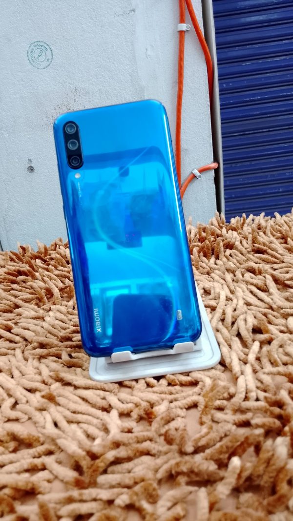 Xiaomi Mi A3 - Image 2