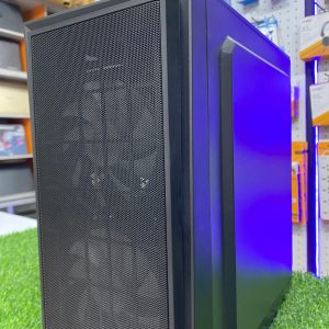 AMD Ryzen 5 5600G Gaming PC – 8GB DDR4 RAM, 256GB M.2 SSD, Gigabyte B450 Motherboard, RGB White Case